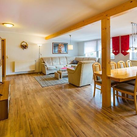 Hotel & Ferienwohnungen Bohlenblick Saalfeld Saale エクステリア 写真