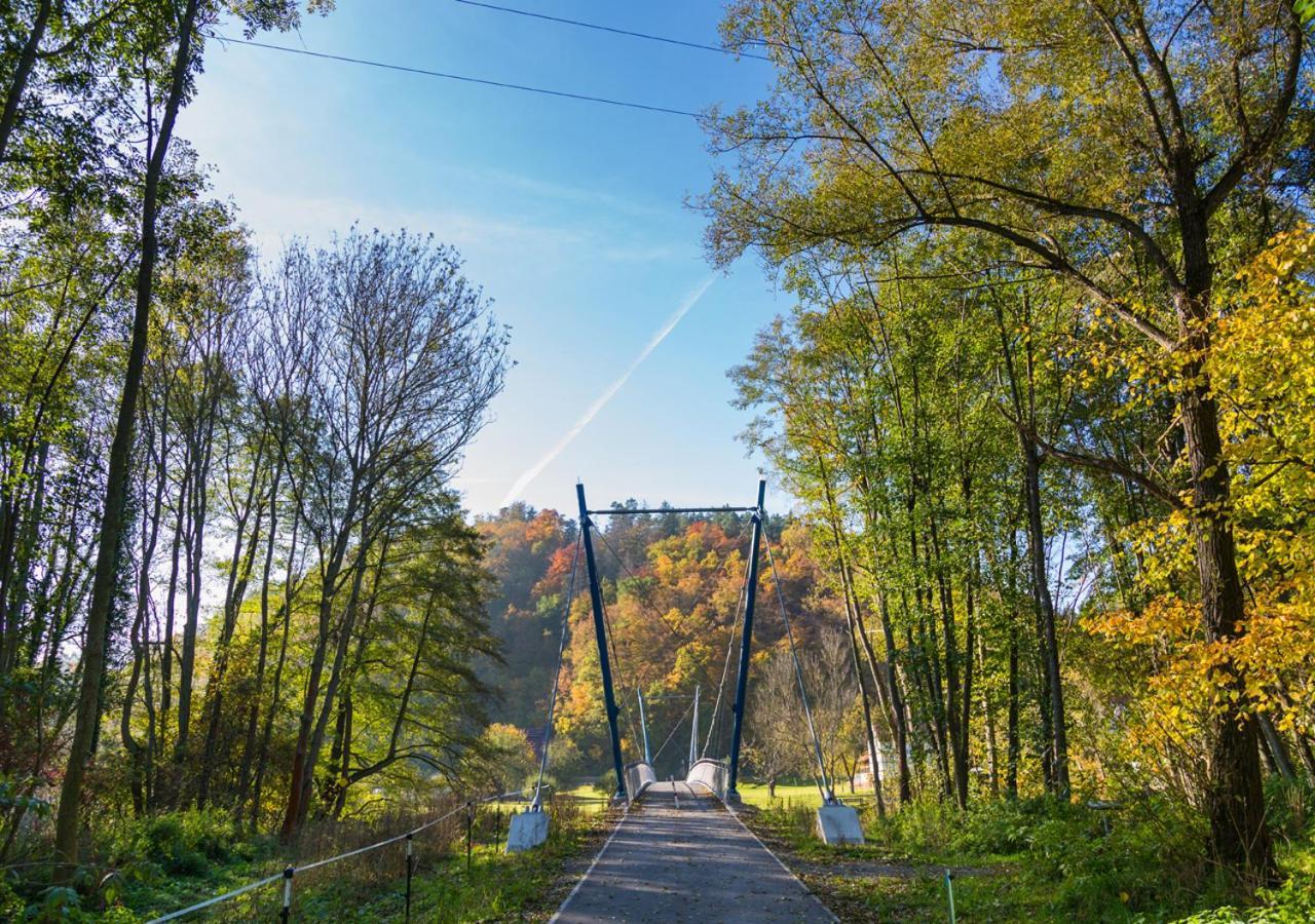 Hotel & Ferienwohnungen Bohlenblick Saalfeld Saale エクステリア 写真