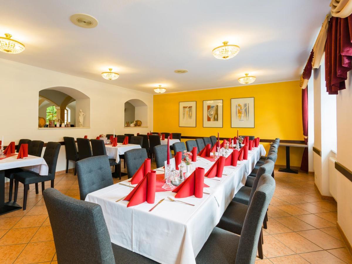 Hotel & Ferienwohnungen Bohlenblick Saalfeld Saale エクステリア 写真
