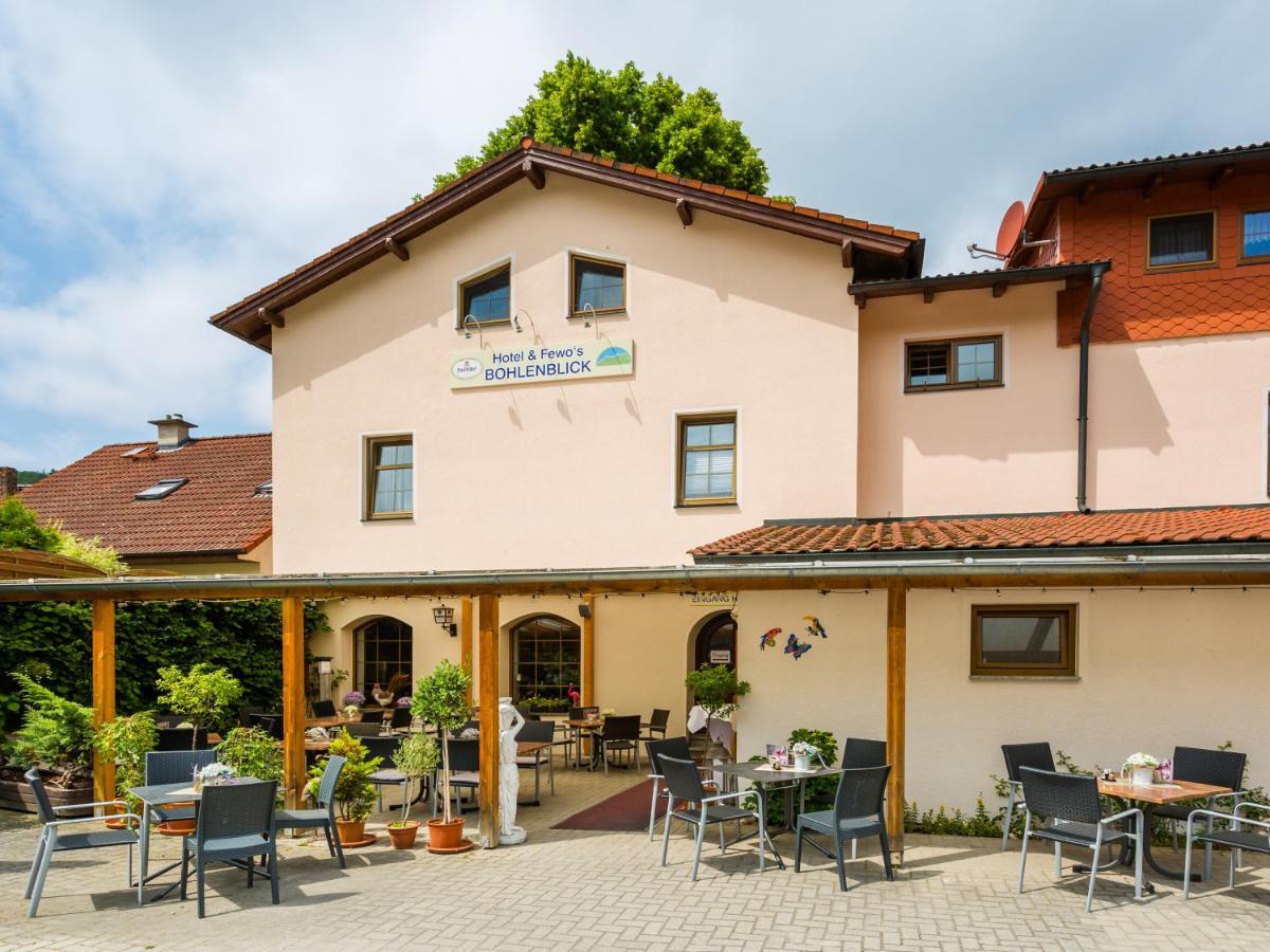 Hotel & Ferienwohnungen Bohlenblick Saalfeld Saale エクステリア 写真