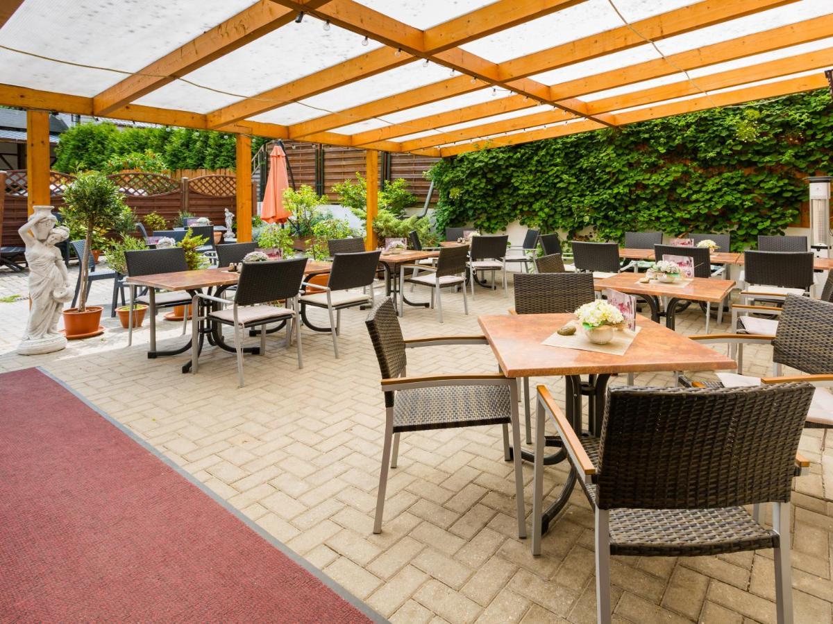 Hotel & Ferienwohnungen Bohlenblick Saalfeld Saale エクステリア 写真