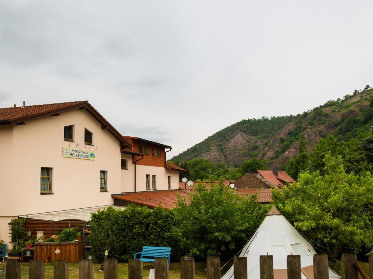 Hotel & Ferienwohnungen Bohlenblick Saalfeld Saale エクステリア 写真