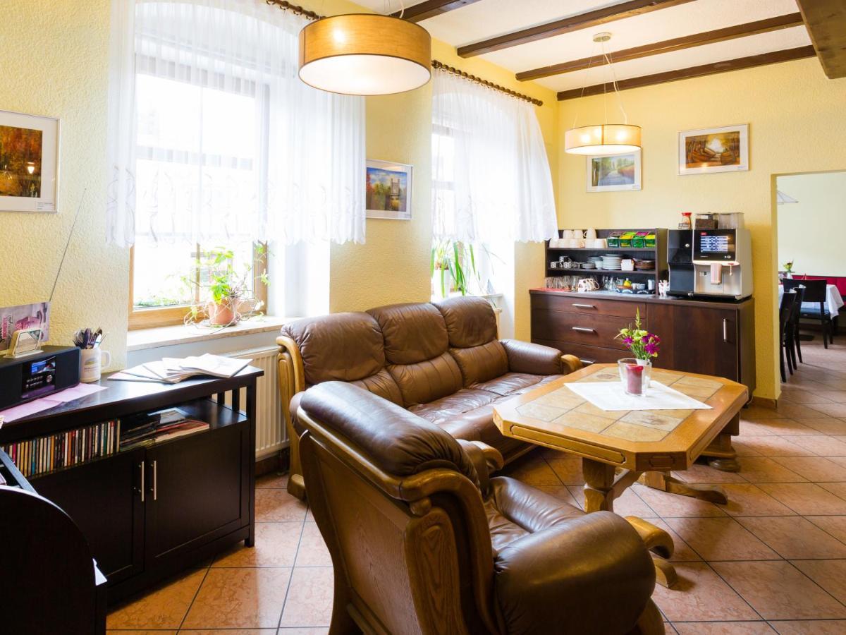 Hotel & Ferienwohnungen Bohlenblick Saalfeld Saale エクステリア 写真