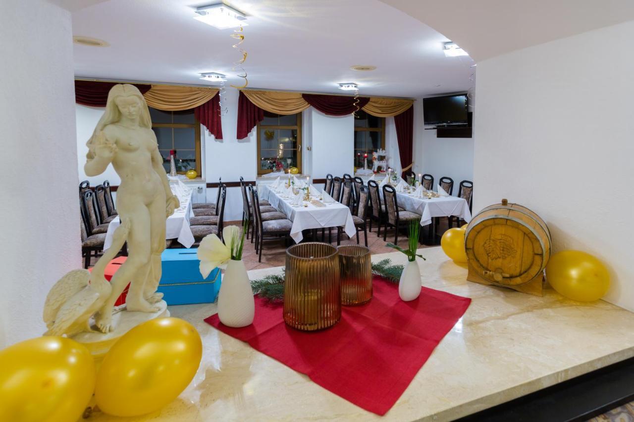 Hotel & Ferienwohnungen Bohlenblick Saalfeld Saale エクステリア 写真