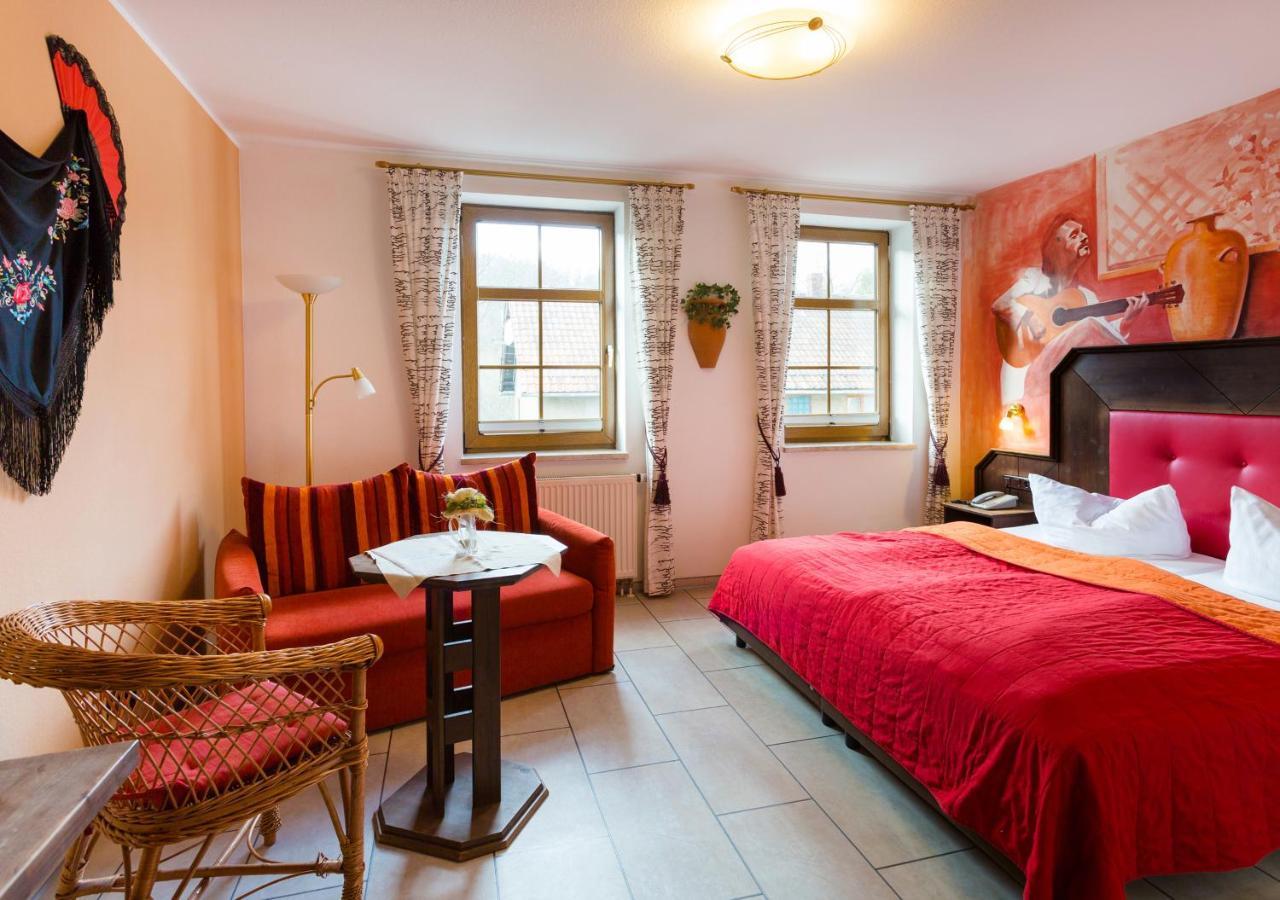 Hotel & Ferienwohnungen Bohlenblick Saalfeld Saale エクステリア 写真