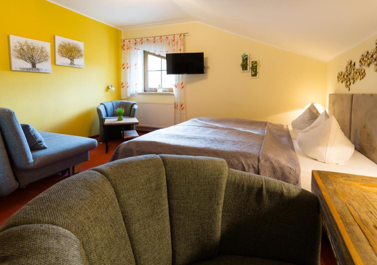 Hotel & Ferienwohnungen Bohlenblick Saalfeld Saale エクステリア 写真
